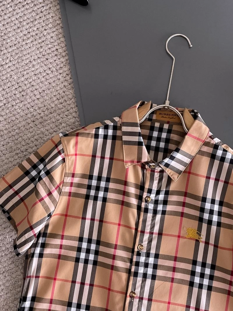 Burberry T-Shirts