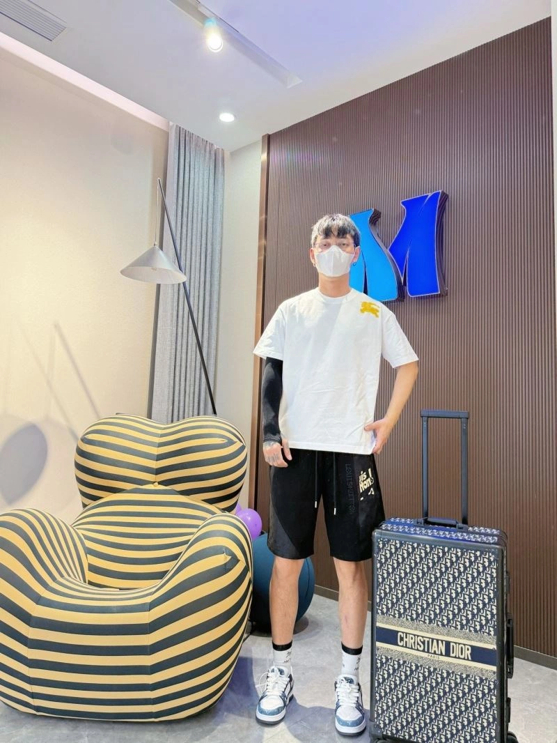 Burberry T-Shirts
