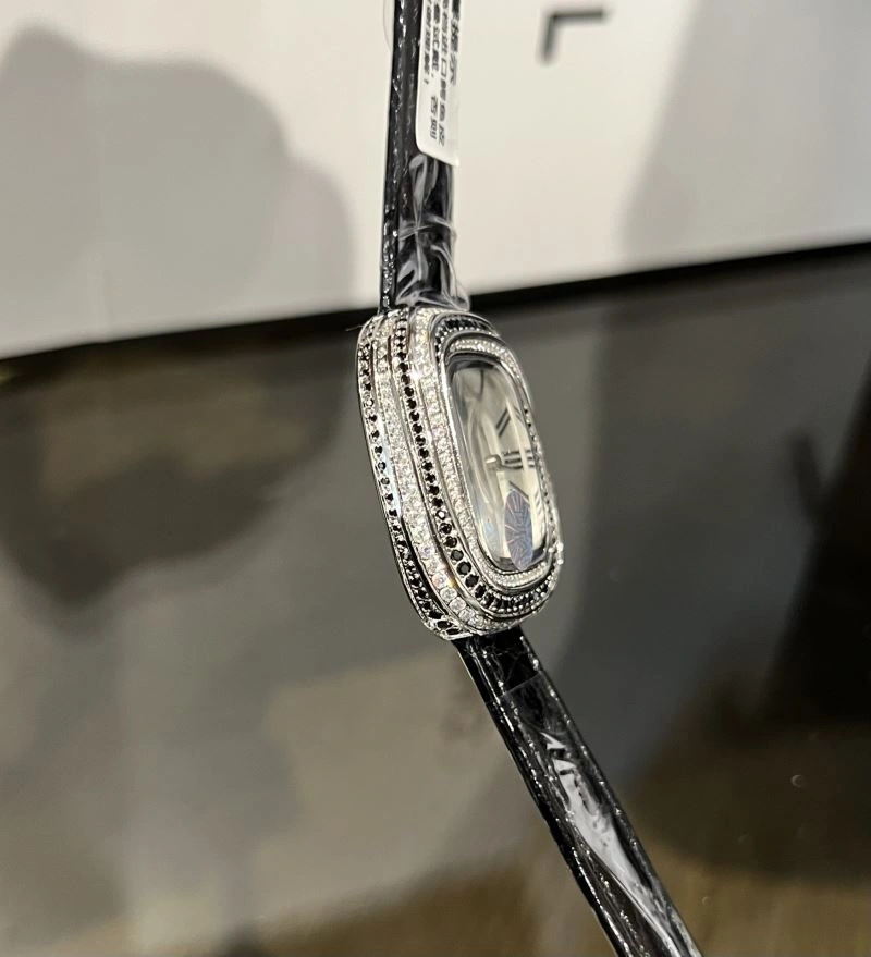CARTIER Watches