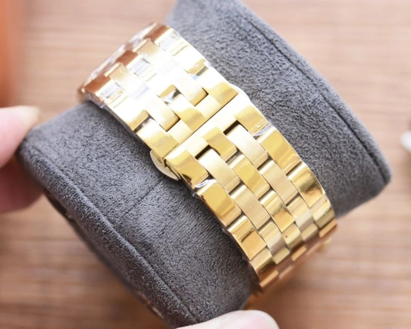 CARTIER Watches