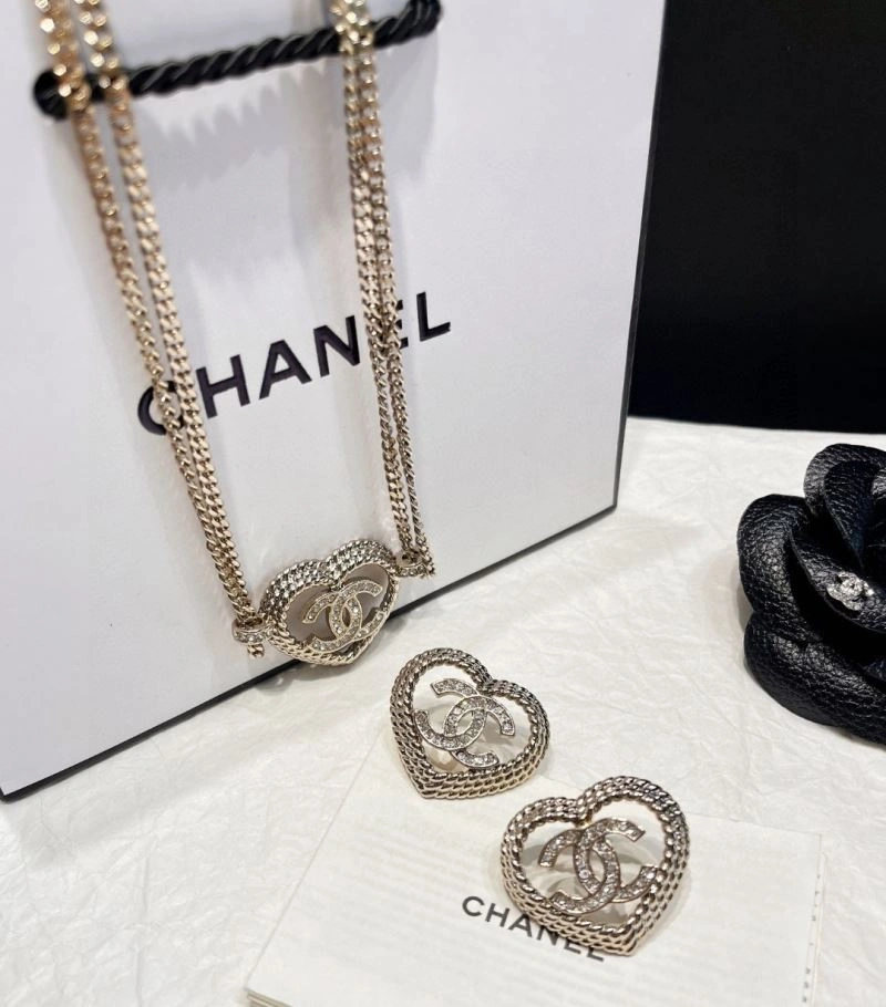 Faithkeybiz Chanel Necklaces