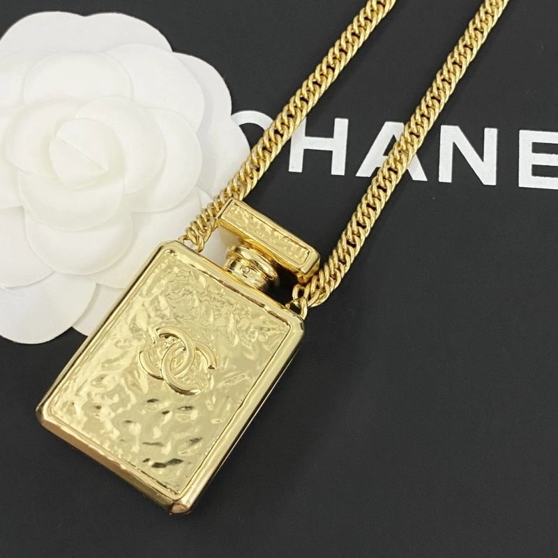 Chanel Necklaces