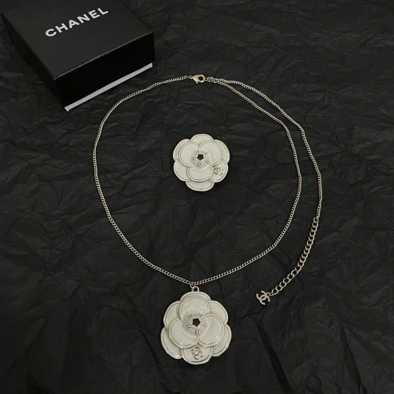 Chanel Necklaces