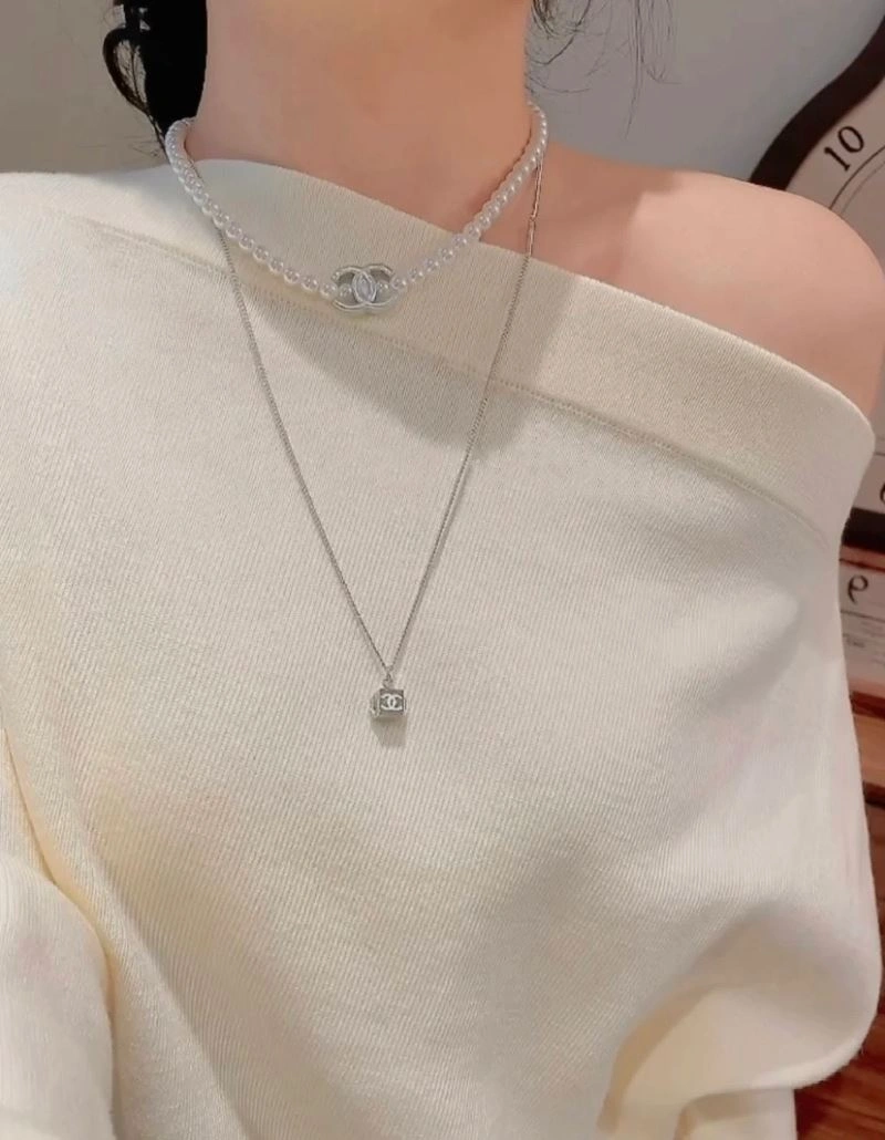 Chanel Necklaces