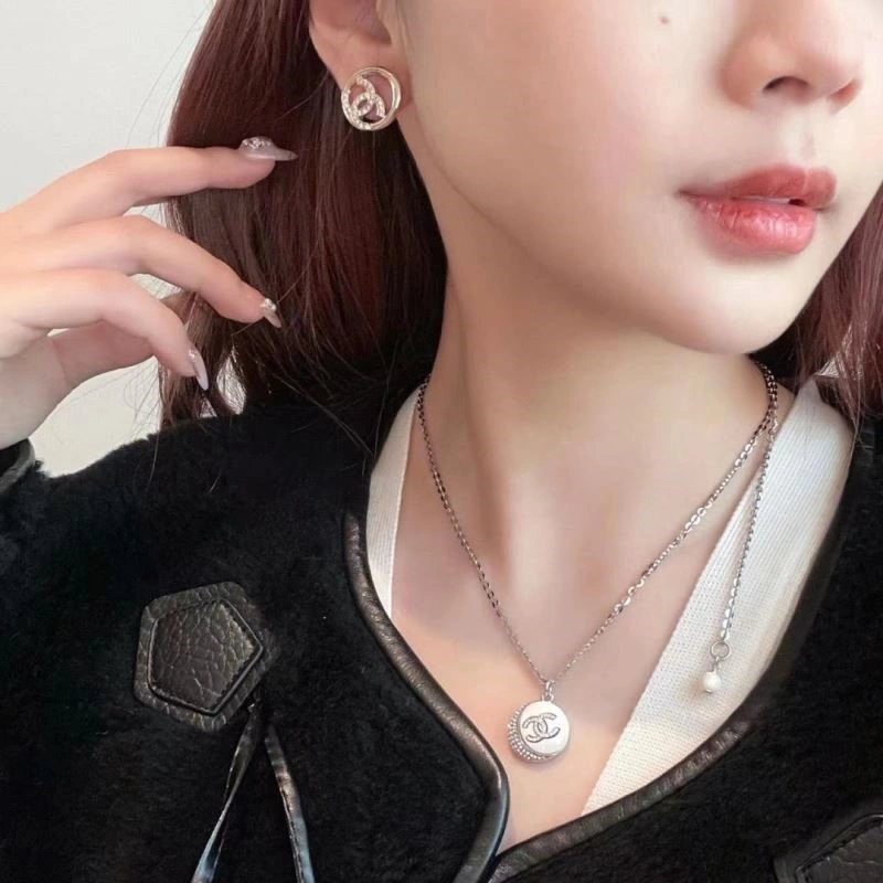 Chanel Necklaces