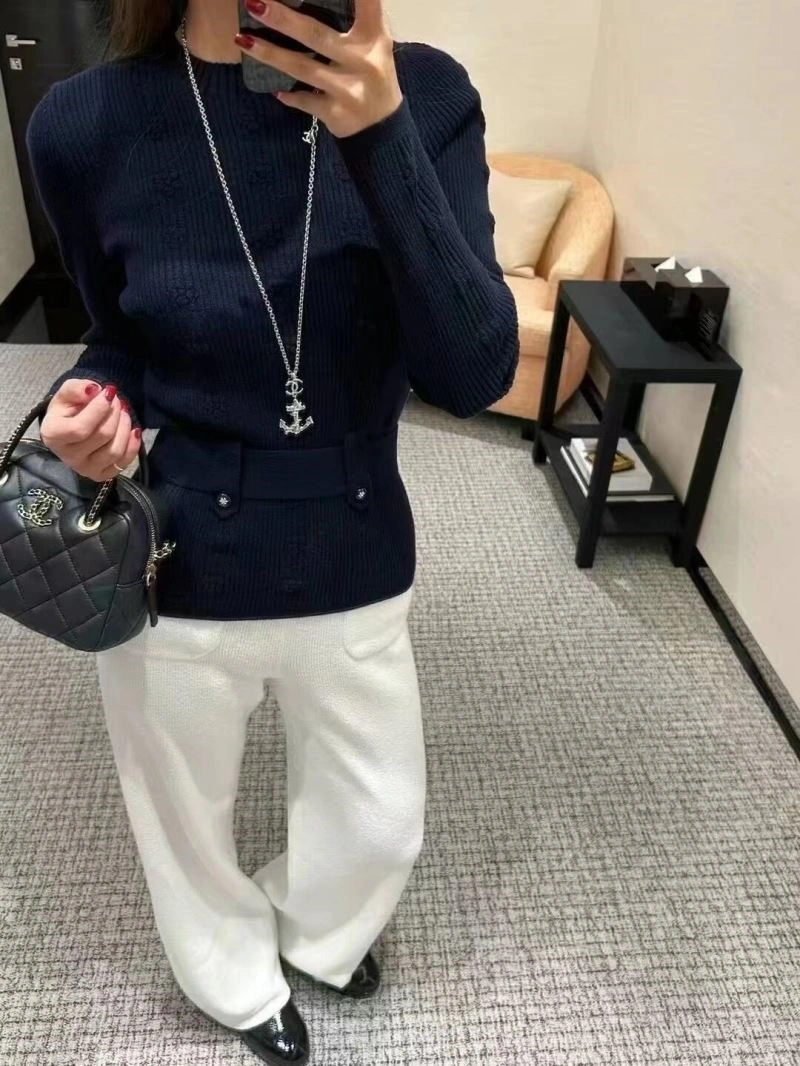 Chanel Necklaces