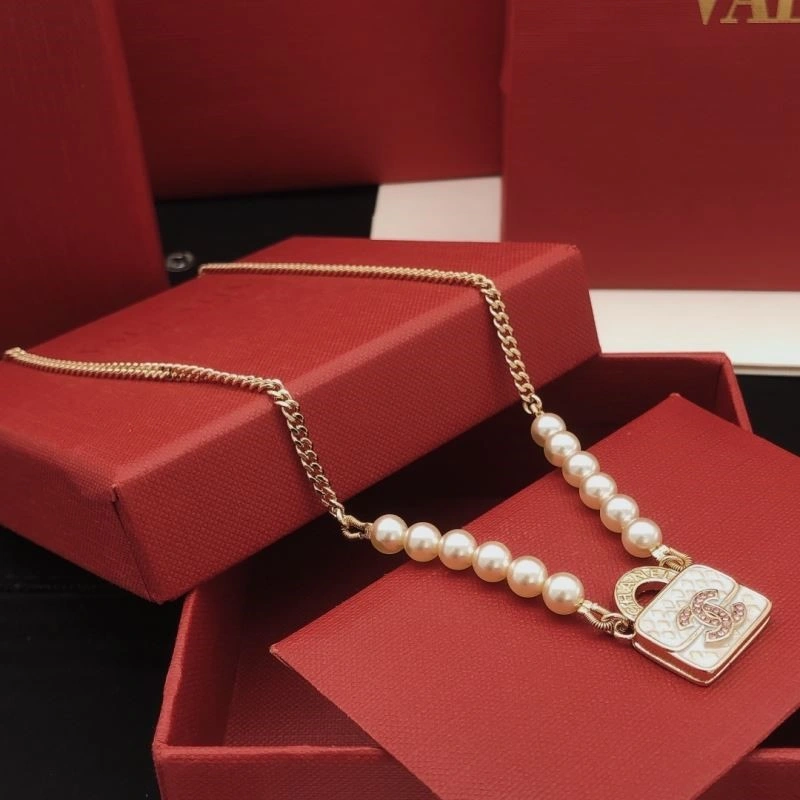 Chanel Necklaces
