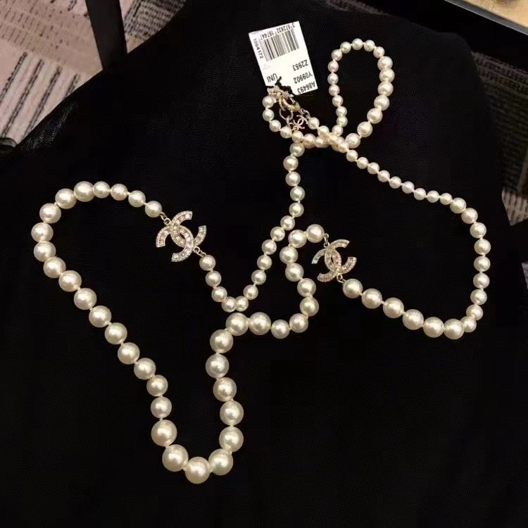 Chanel Necklaces