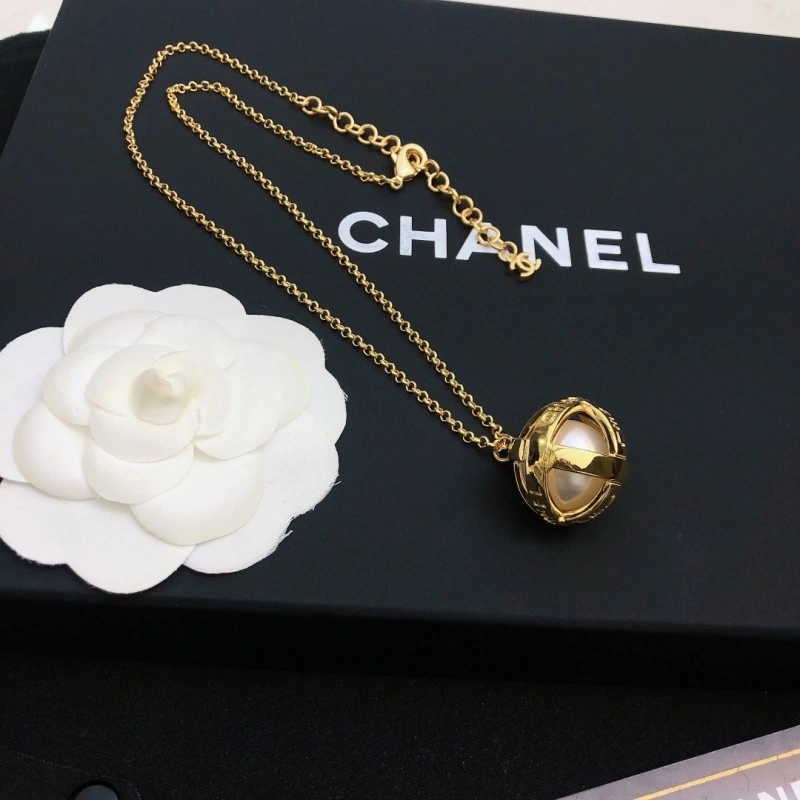 Chanel Necklaces