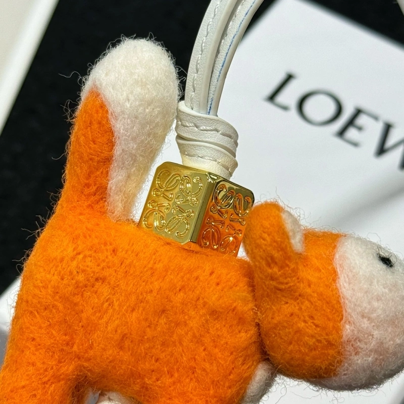 Faithkeybiz Loewe Ornaments