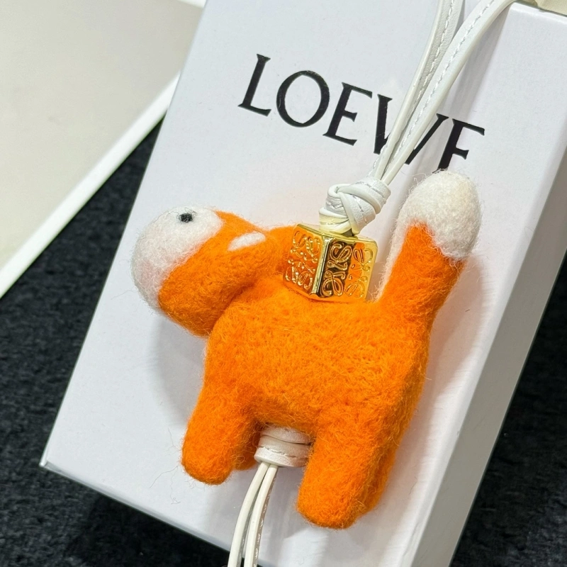 Faithkeybiz Loewe Ornaments