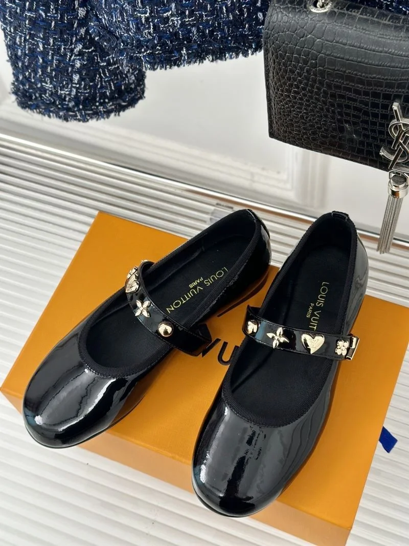 Faithkeybiz Louis Vuitton Flat Shoes