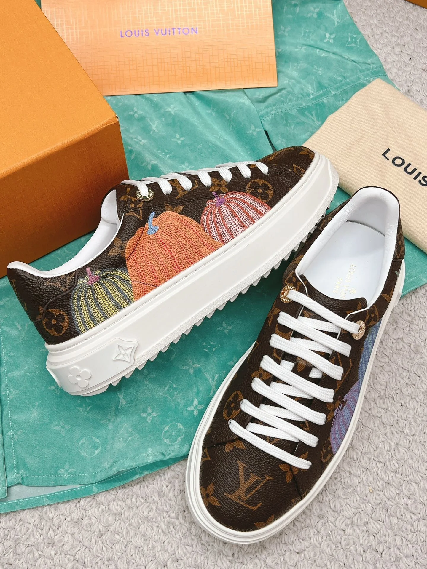Faithkeybiz Louis Vuitton Low Shoes