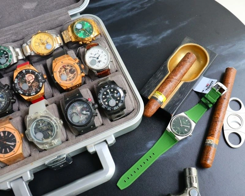 TISSOT Watches