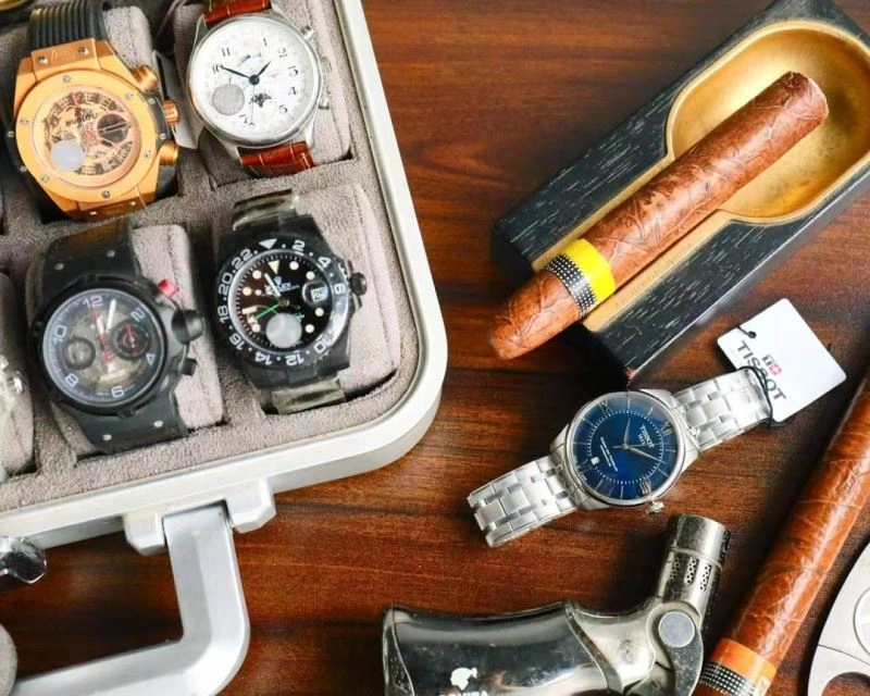 TISSOT Watches