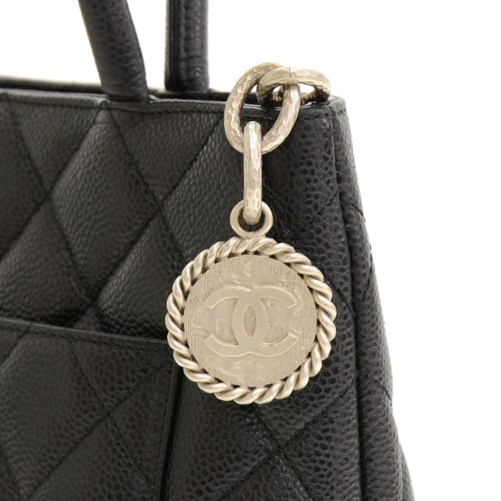 Revival Medallion Tote - Image 11