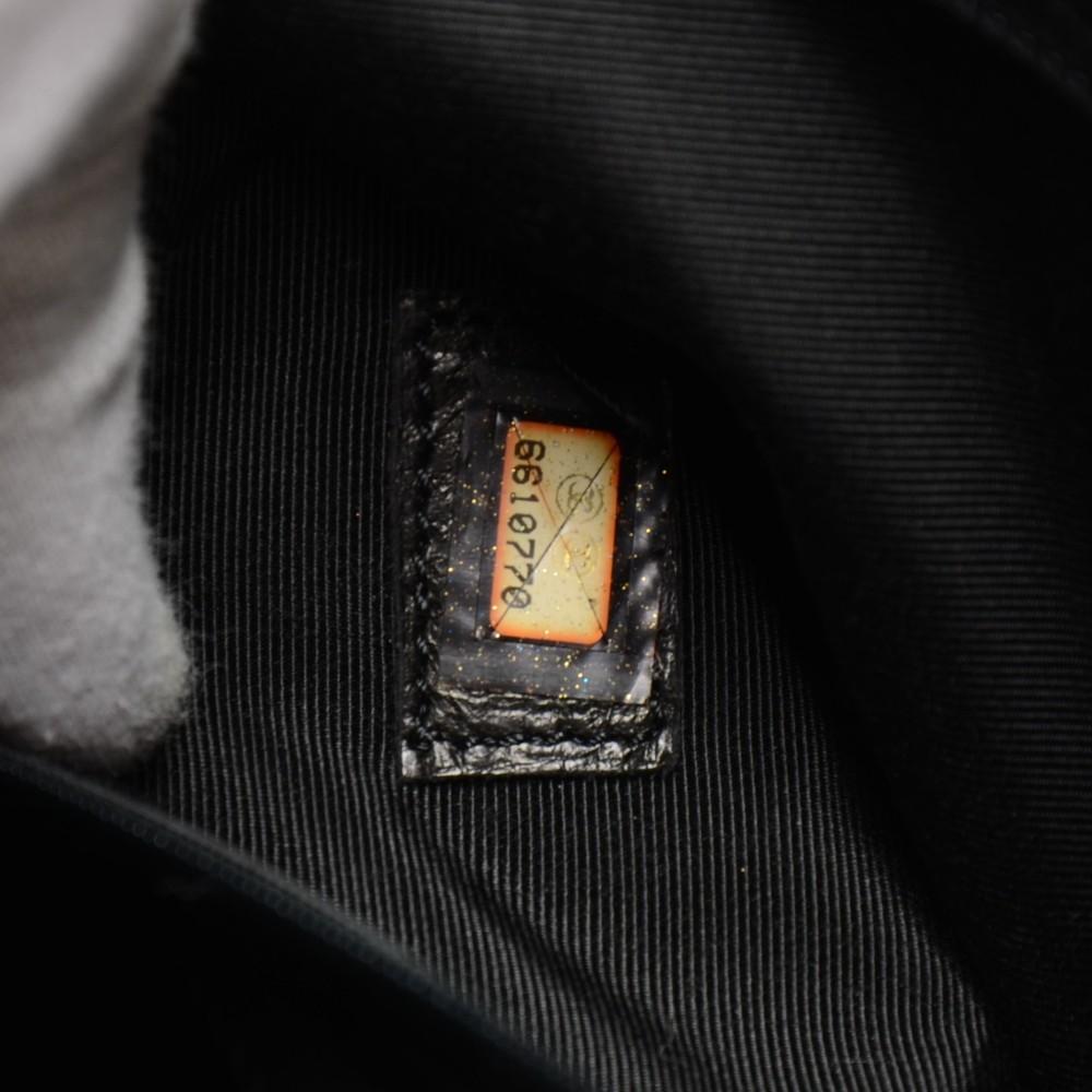 Revival Medallion Tote - Image 17