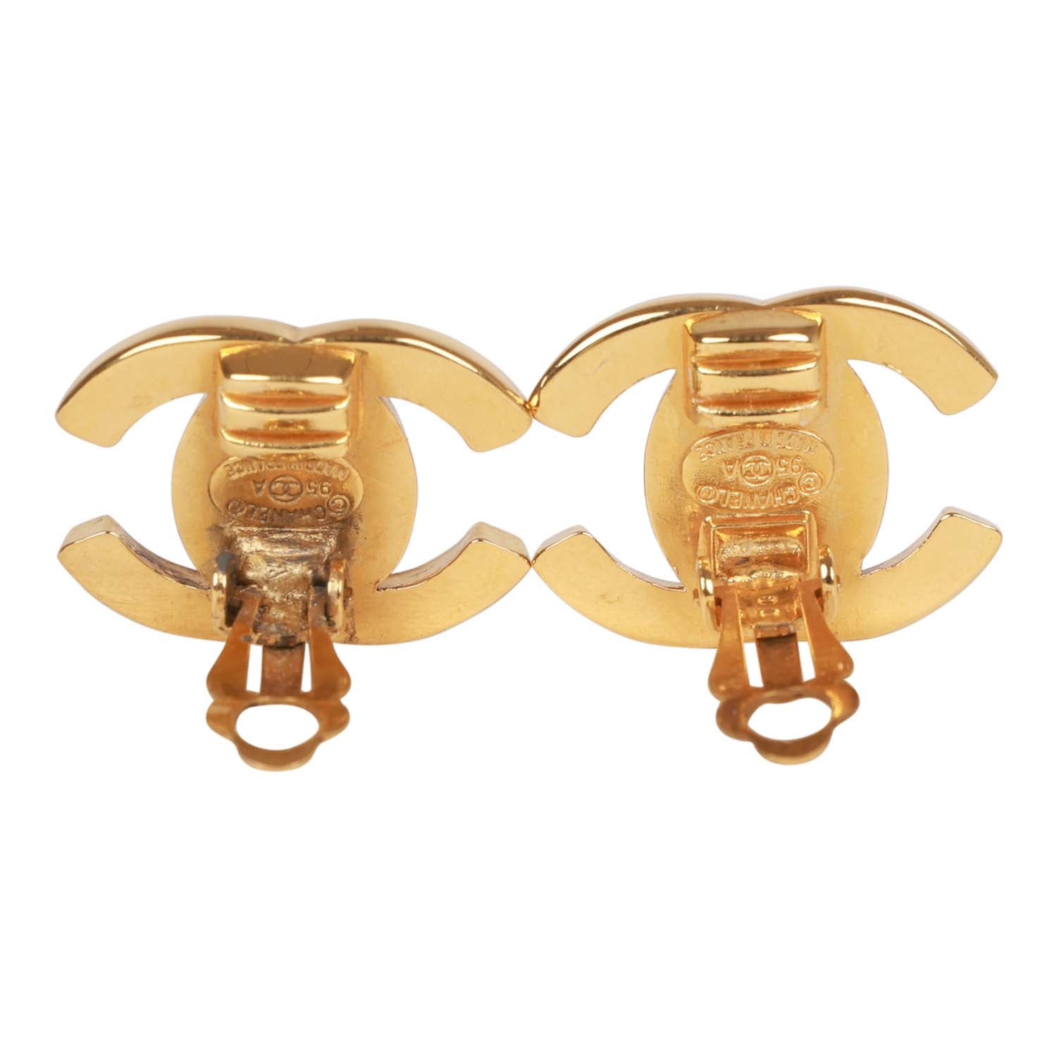 Vintage Chanel Gold Plated Classic Turnlock CC Earrings - Image 4