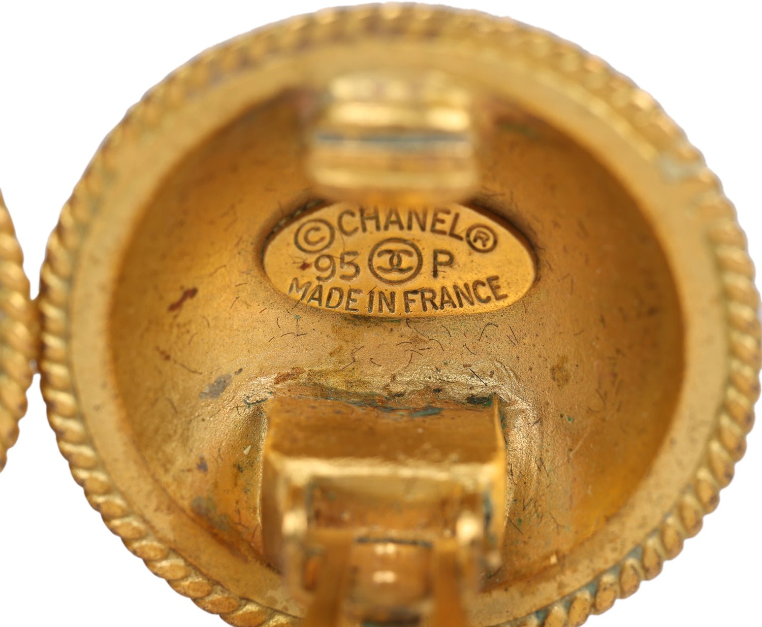 Vintage Chanel CC Round Button Clip On Earrings Gold Metal - Image 6