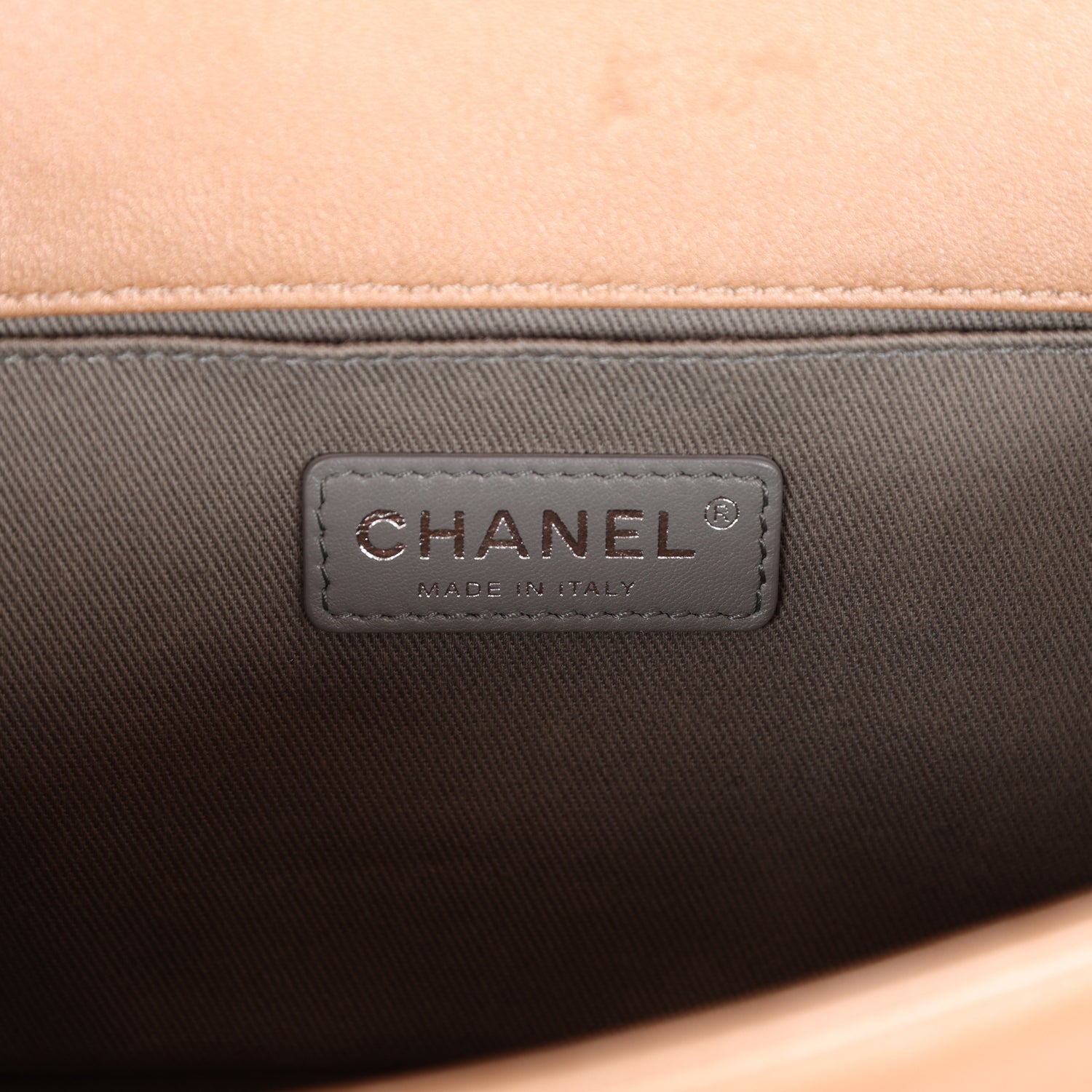 Pre-owned Chanel Medium Boy Bag Metallic Rose Gold Lambskin Silver Hardware - Image 9