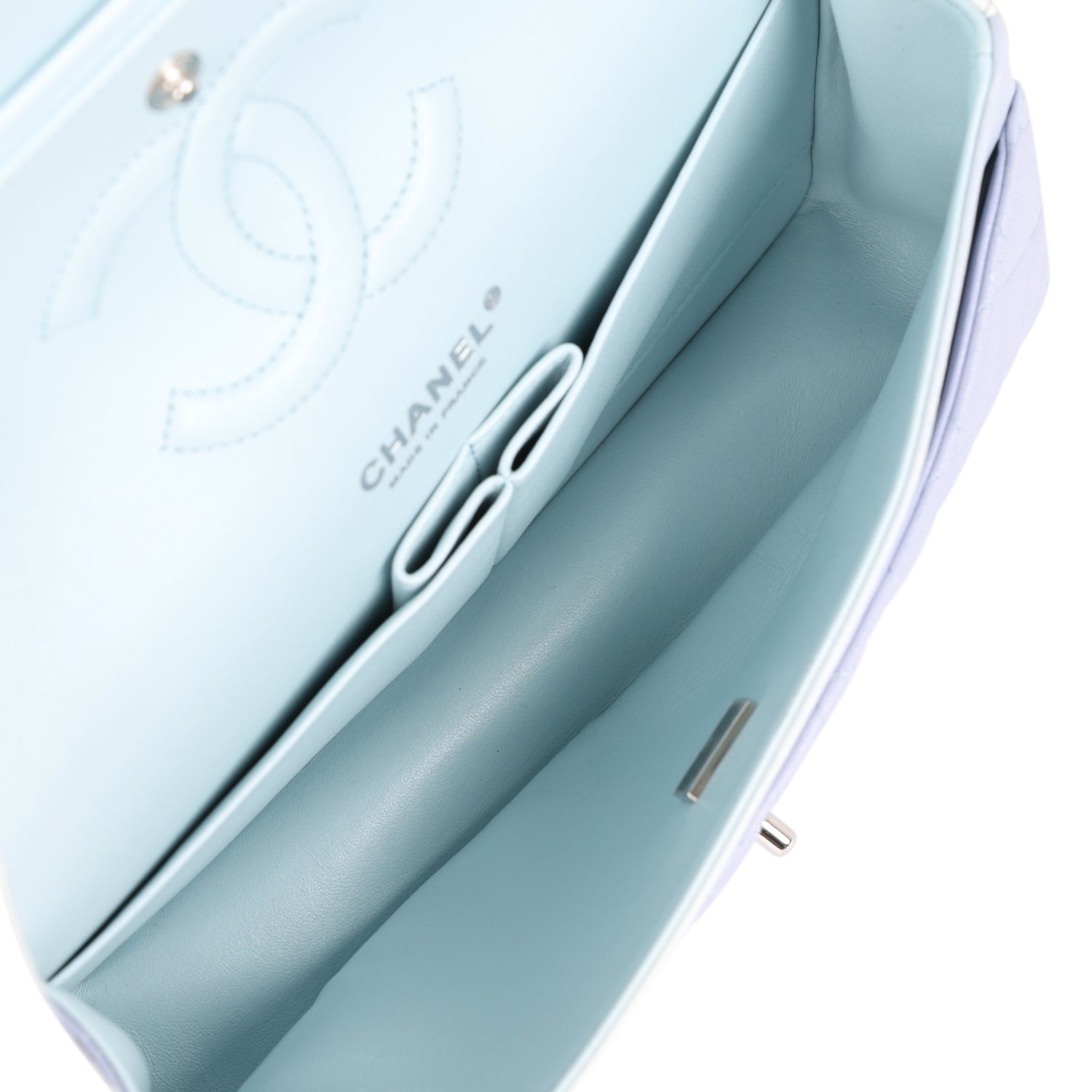 Chanel Medium Classic Double Flap Light Blue/Light Purple/White Ombre Metallic Lambskin Silver Hardware - Image 9