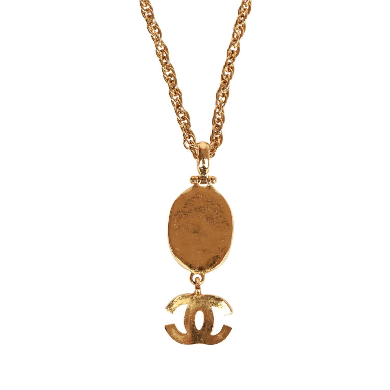 Vintage Chanel Gold Plated Hanging Green Gripoix and CC Pendant Necklace - Image 4