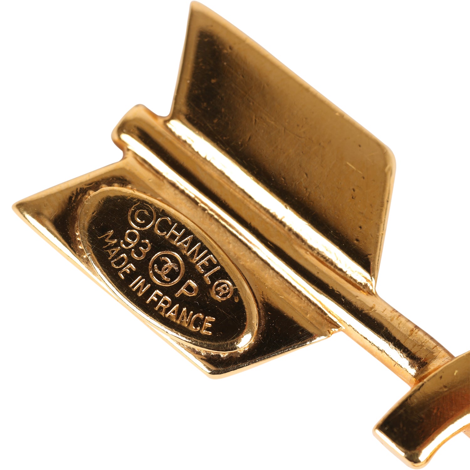 Vintage Chanel CC Bow and Arrow Brooch Gold Metal - Image 3