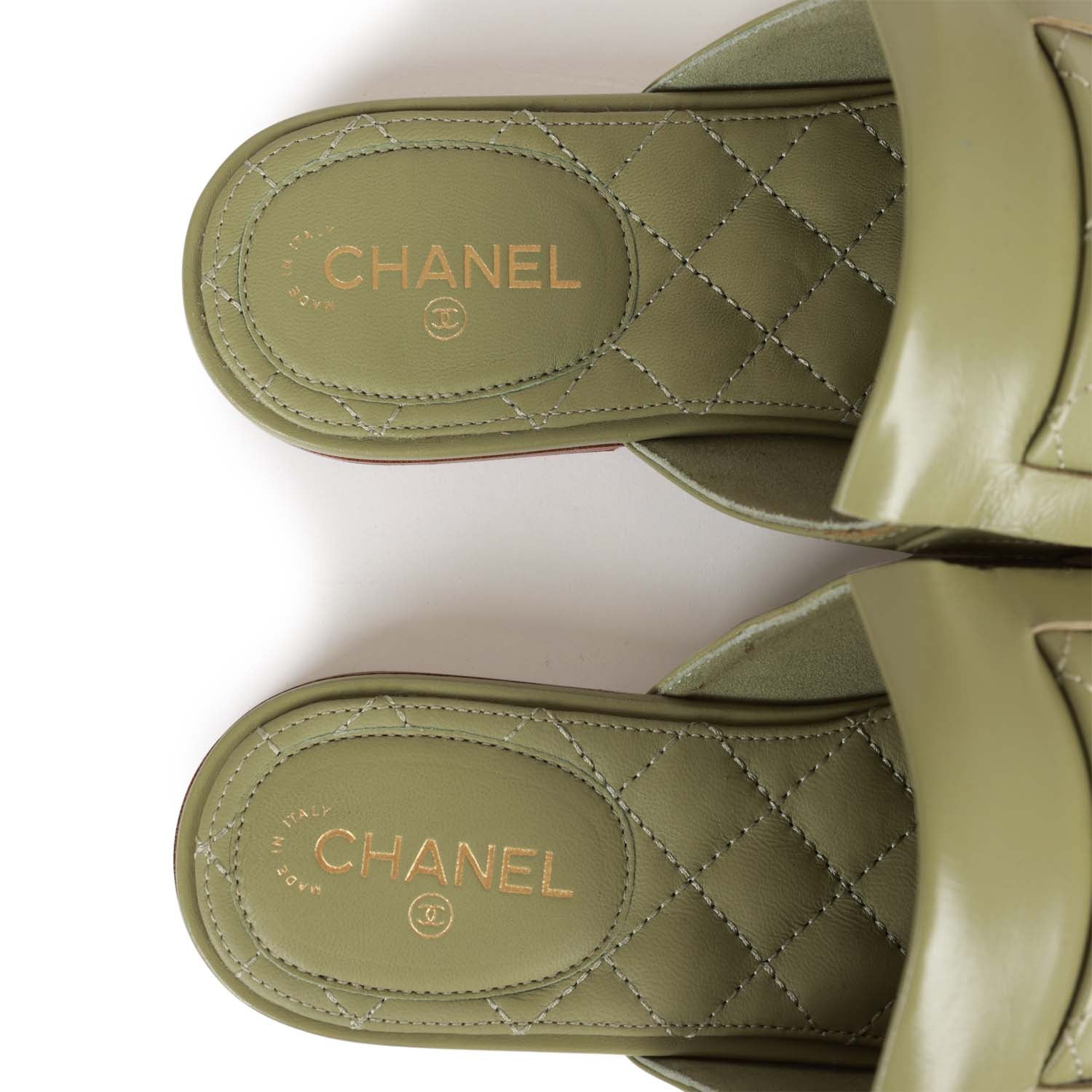 Chanel Lion Head Mules in Sage Green Fringe Leather 35 - Image 8