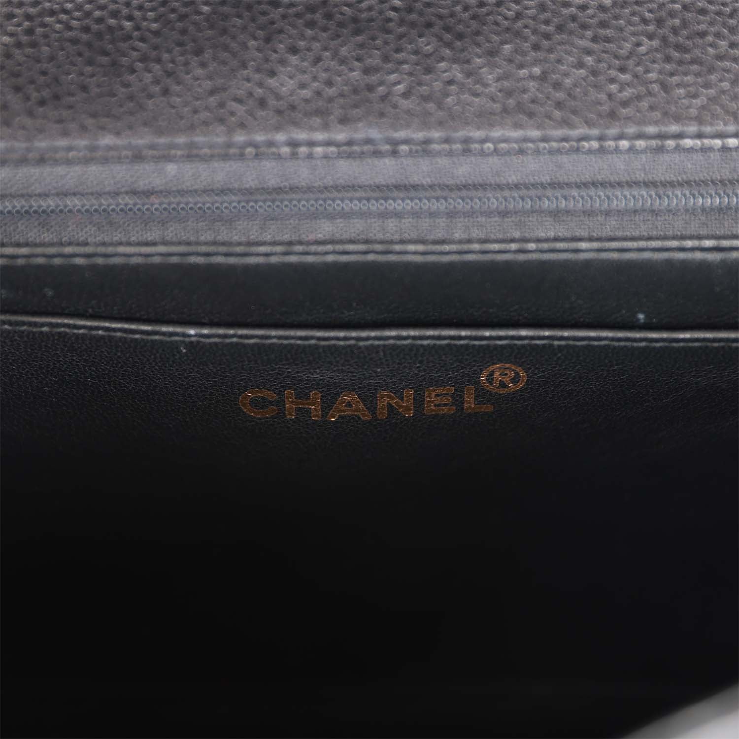 Vintage Chanel Medium Diana Flap Bag Black Caviar Gold Hardware - Image 9