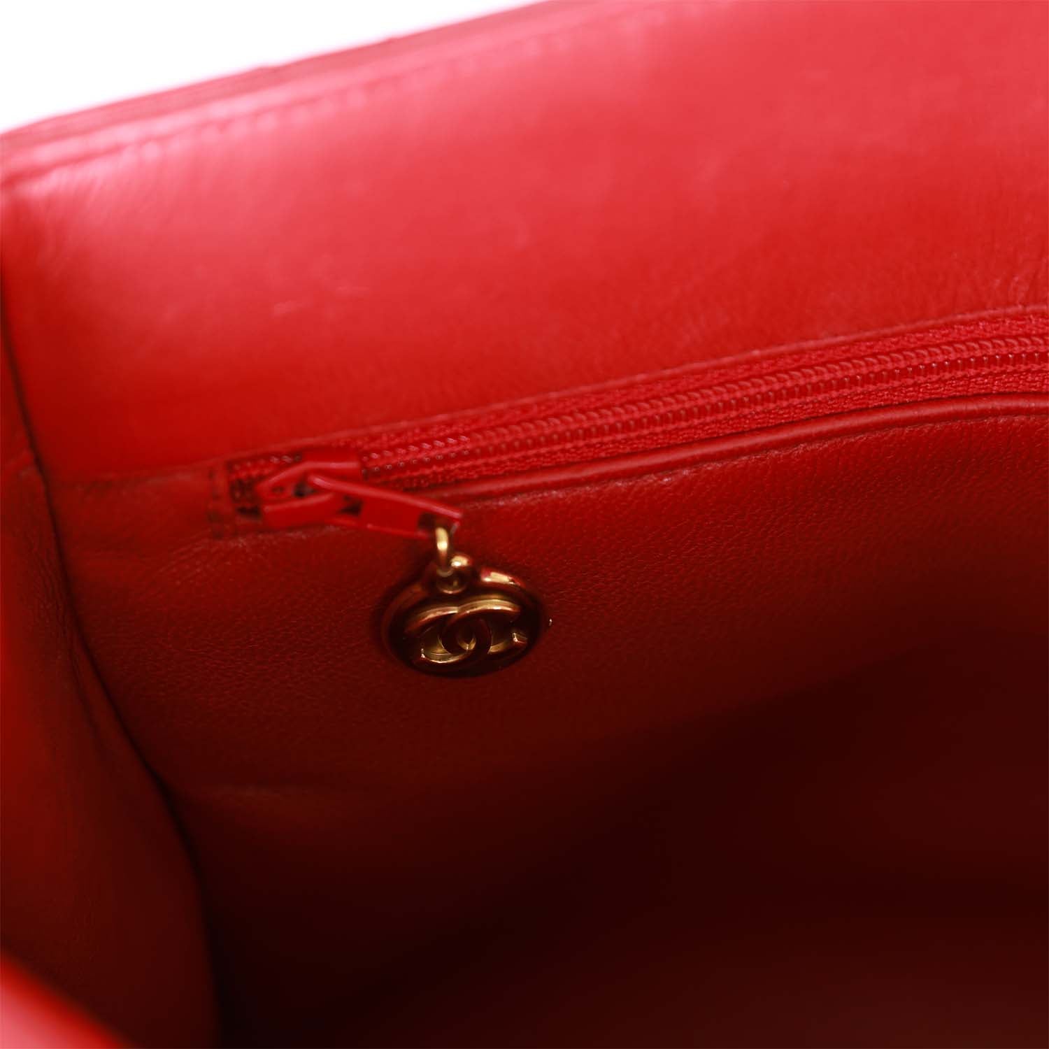 Vintage Chanel Mini Chain Tote Bag Red Lambskin Gold Hardware - Image 10