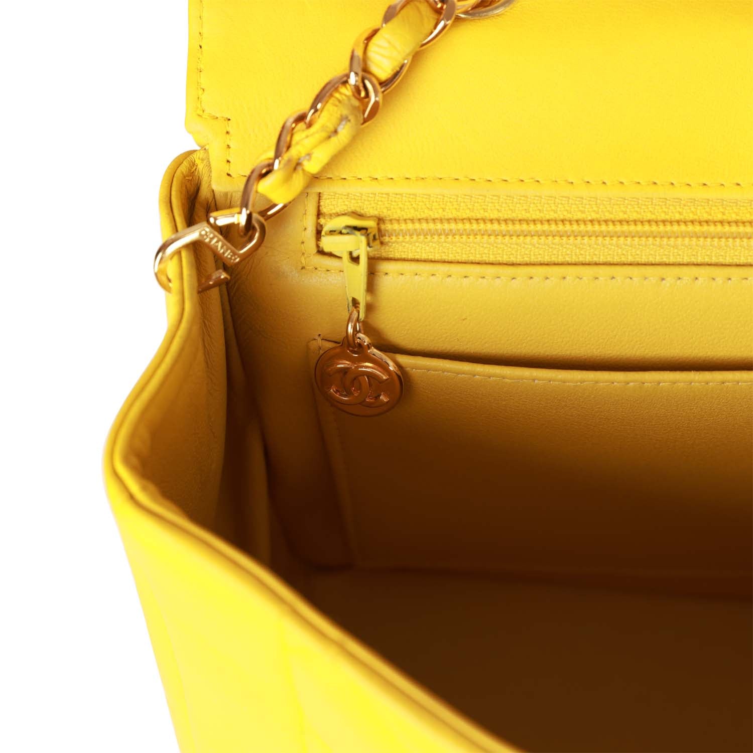 Vintage Chanel Medium Diana Flap Bag Yellow Lambskin Gold Hardware - Image 10