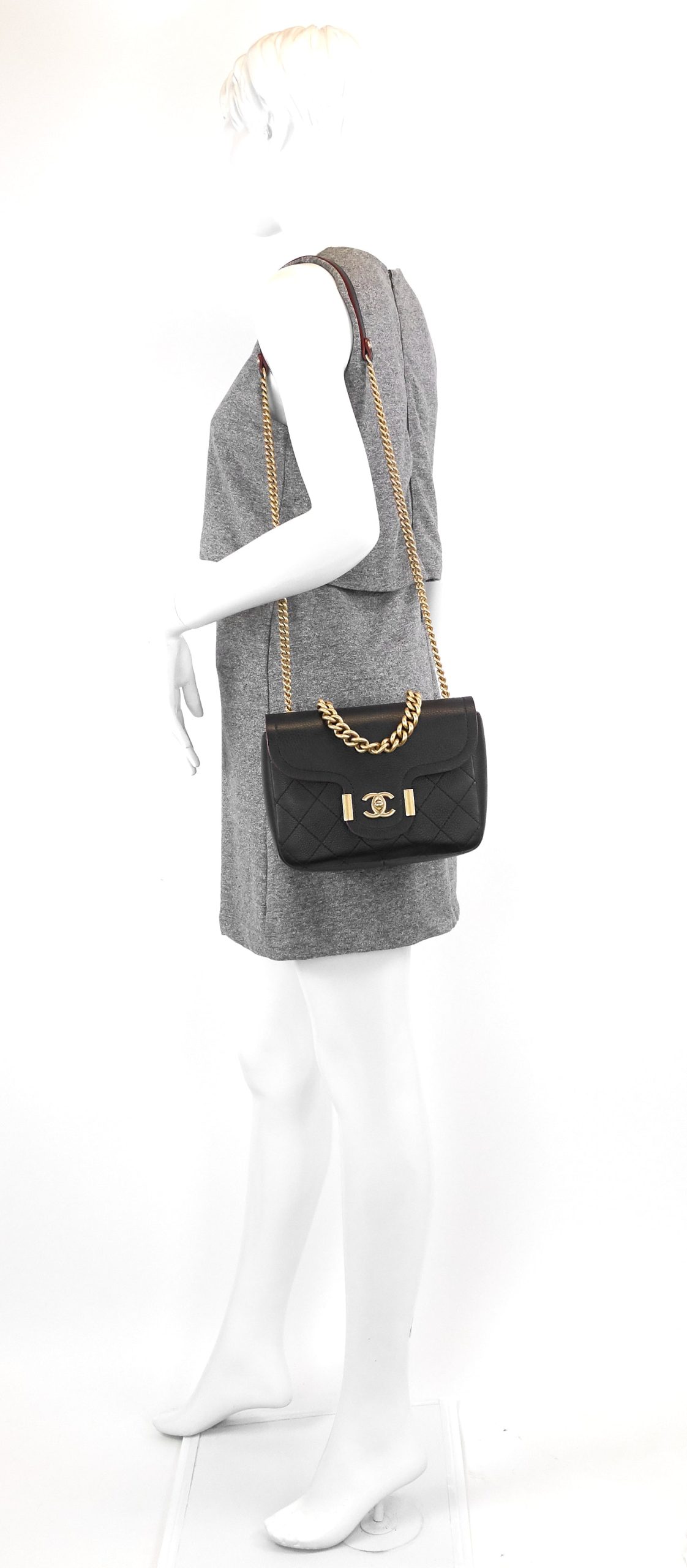 Archi Calfskin Chic Flap Bag - Image 14