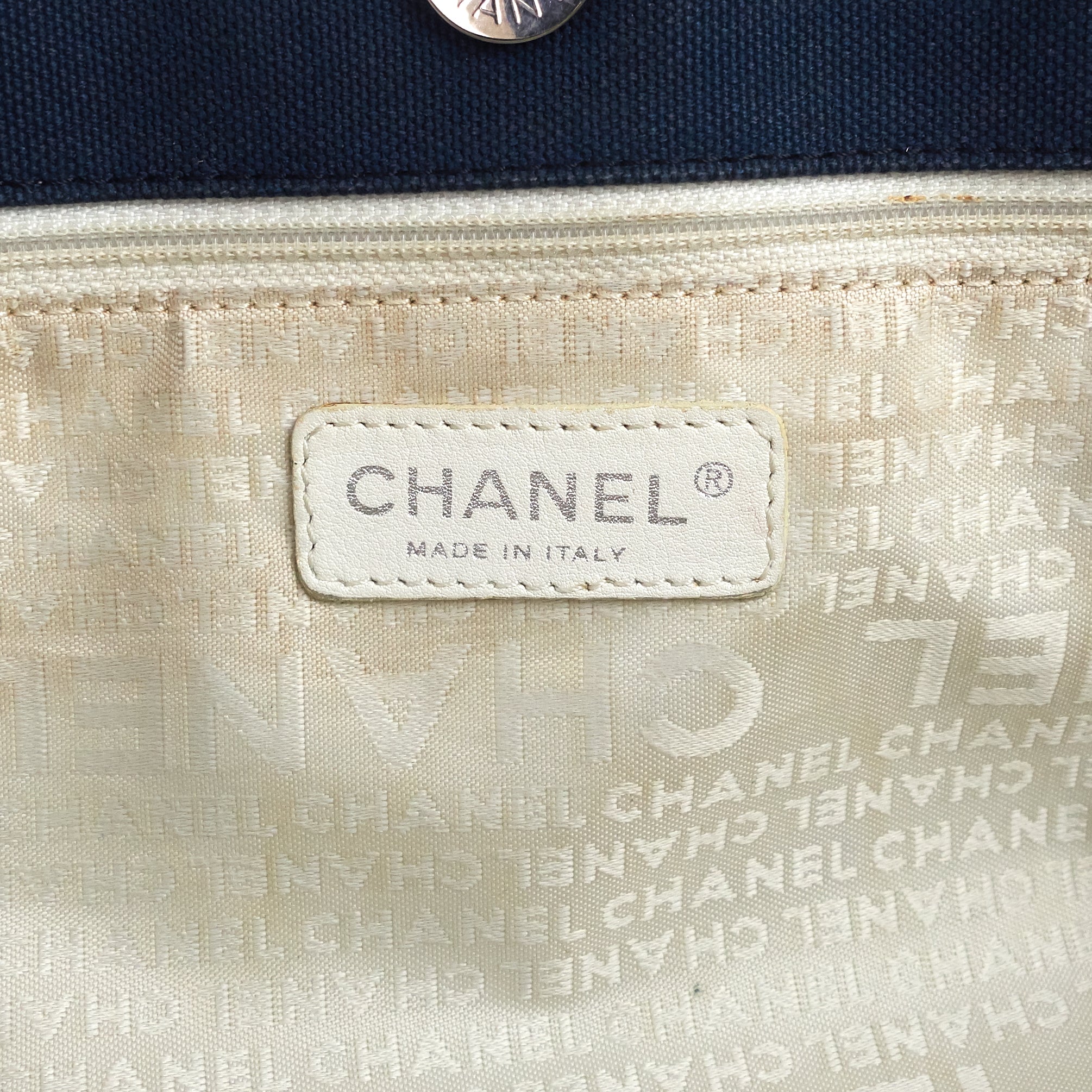 Cruise Line No. 5 Medium Quilted Canvas Shopping Tote Bag - Image 11