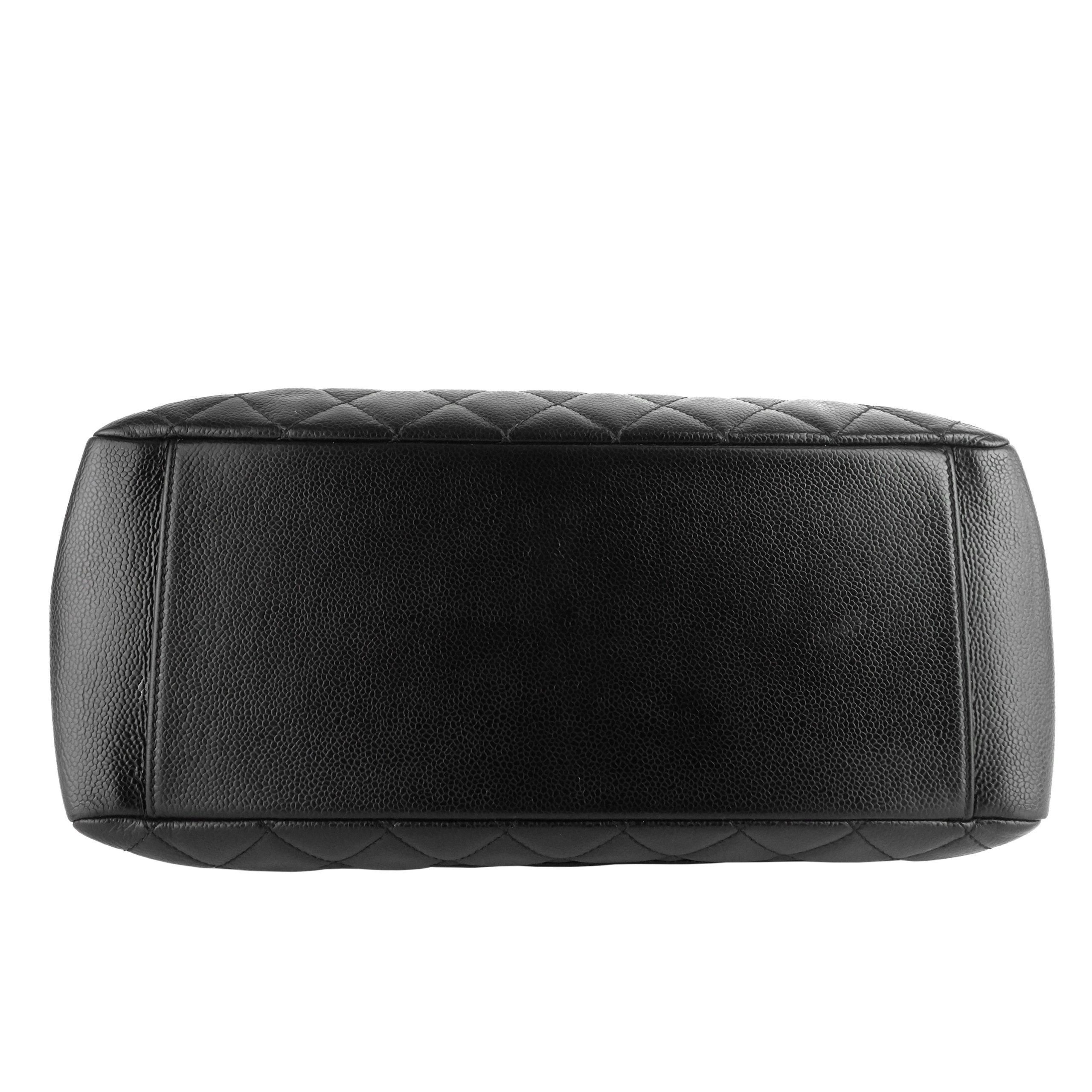 Grand Shopping Tote GST Large Caviar Leather Bag - Image 3