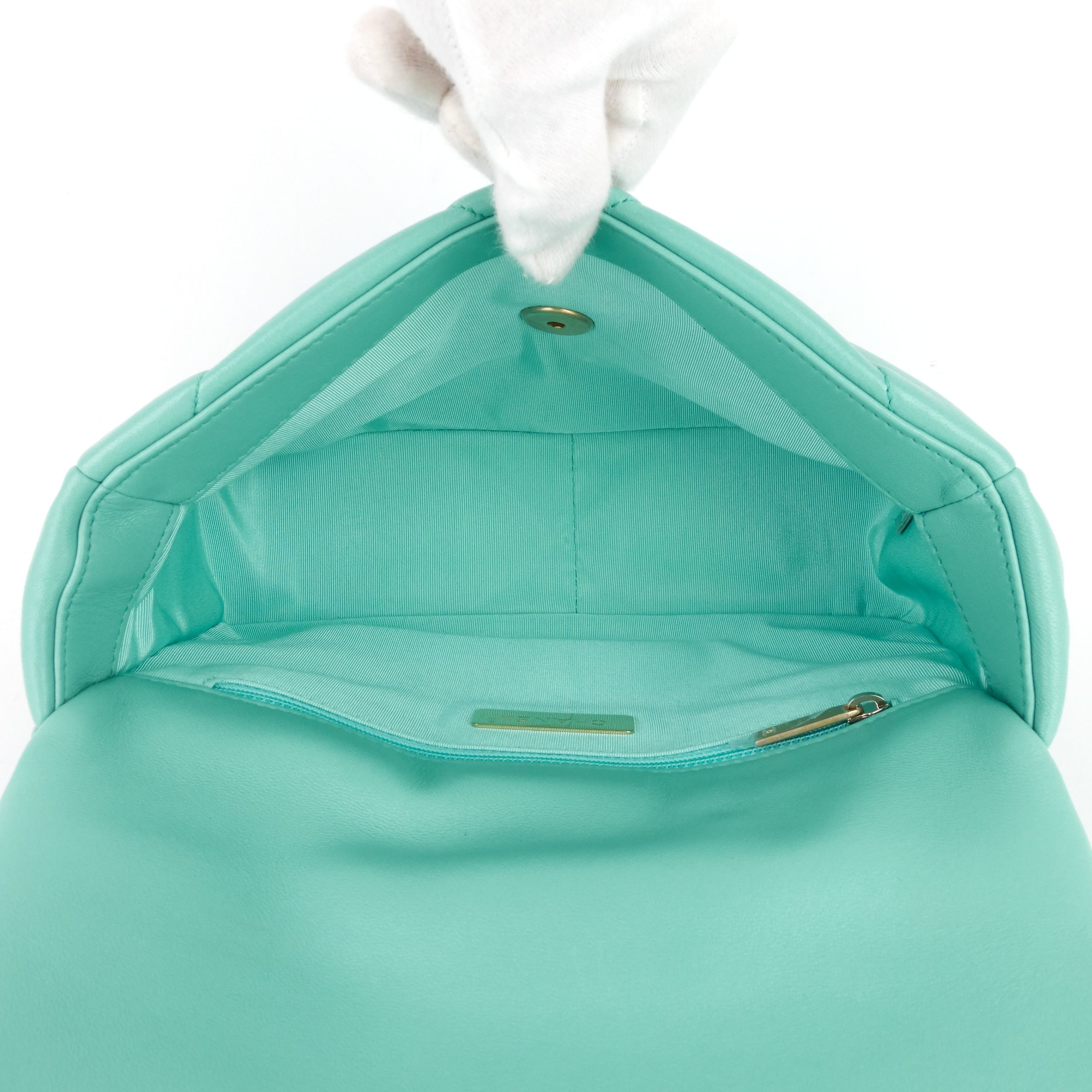 19 Medium Lambskin Bag - Image 10