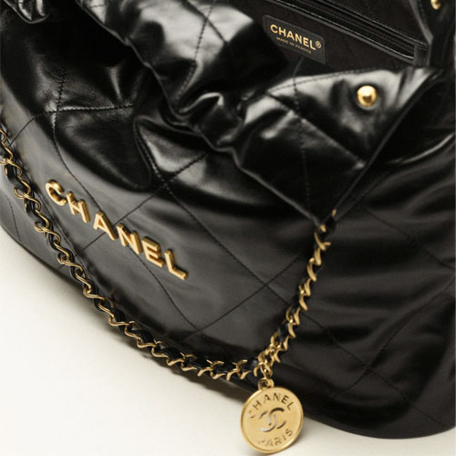 CHANEL 22 HANDBAG-5