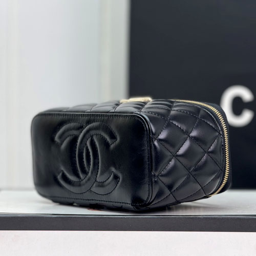 Chanel 24-6
