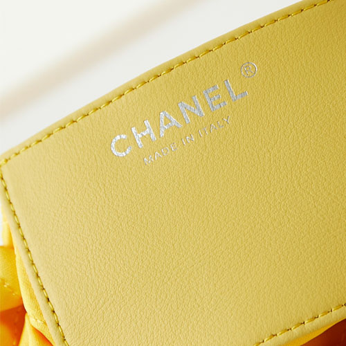 Chanel mini 22 bag-7