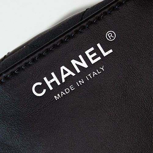 Chanel mini 22 bag-9