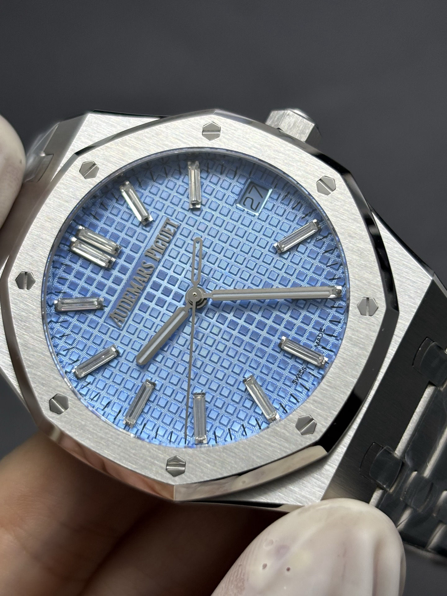ZipUp Audemars Piguet Royal Oak Ice Blue Dial 161