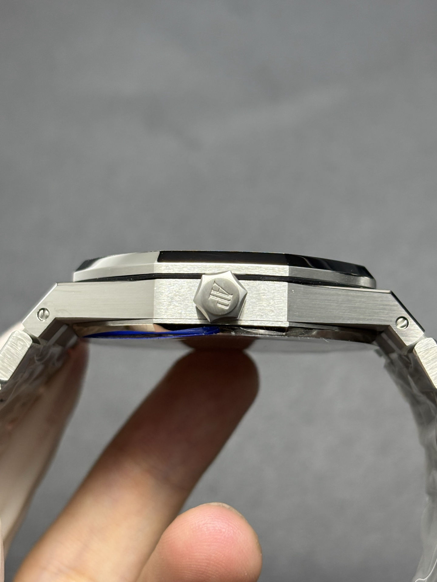 ZipUp Audemars Piguet Royal Oak Ice Blue Dial 161