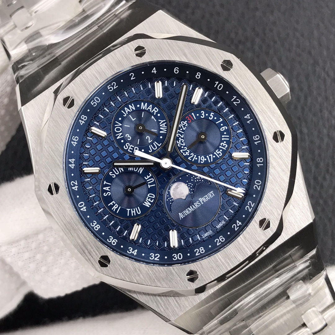 Audemars Piguet Royal Oak Perpetual Calendar Watch DailyWear 163