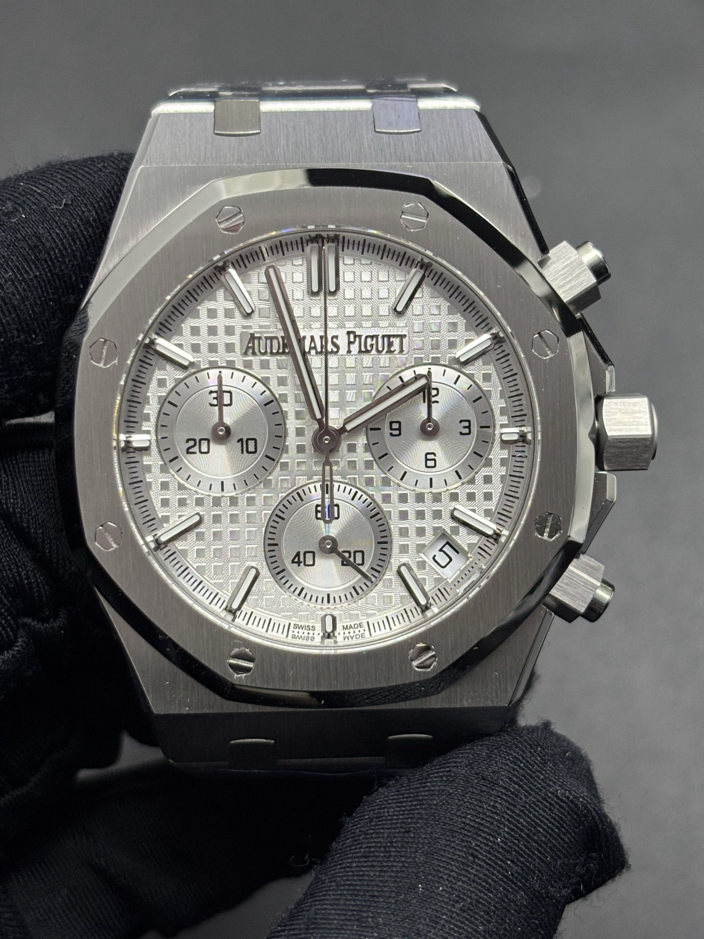 WellDesigned Audemars Piguet Royal Oak Selfwinding Chronograph White Dial 166