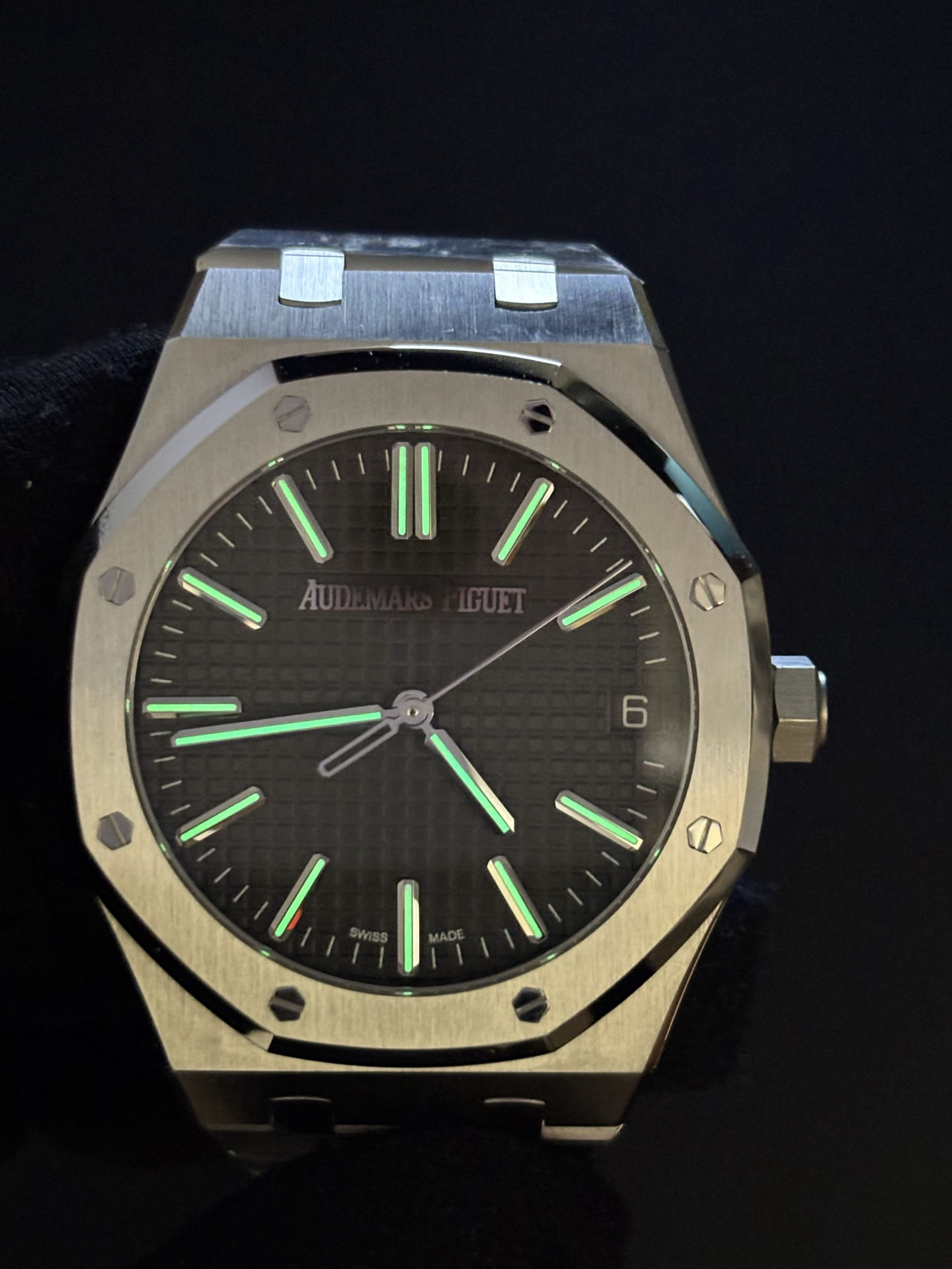 Neat Audemars Piguet Royal Oak Stainless Steel Grey Dial 162
