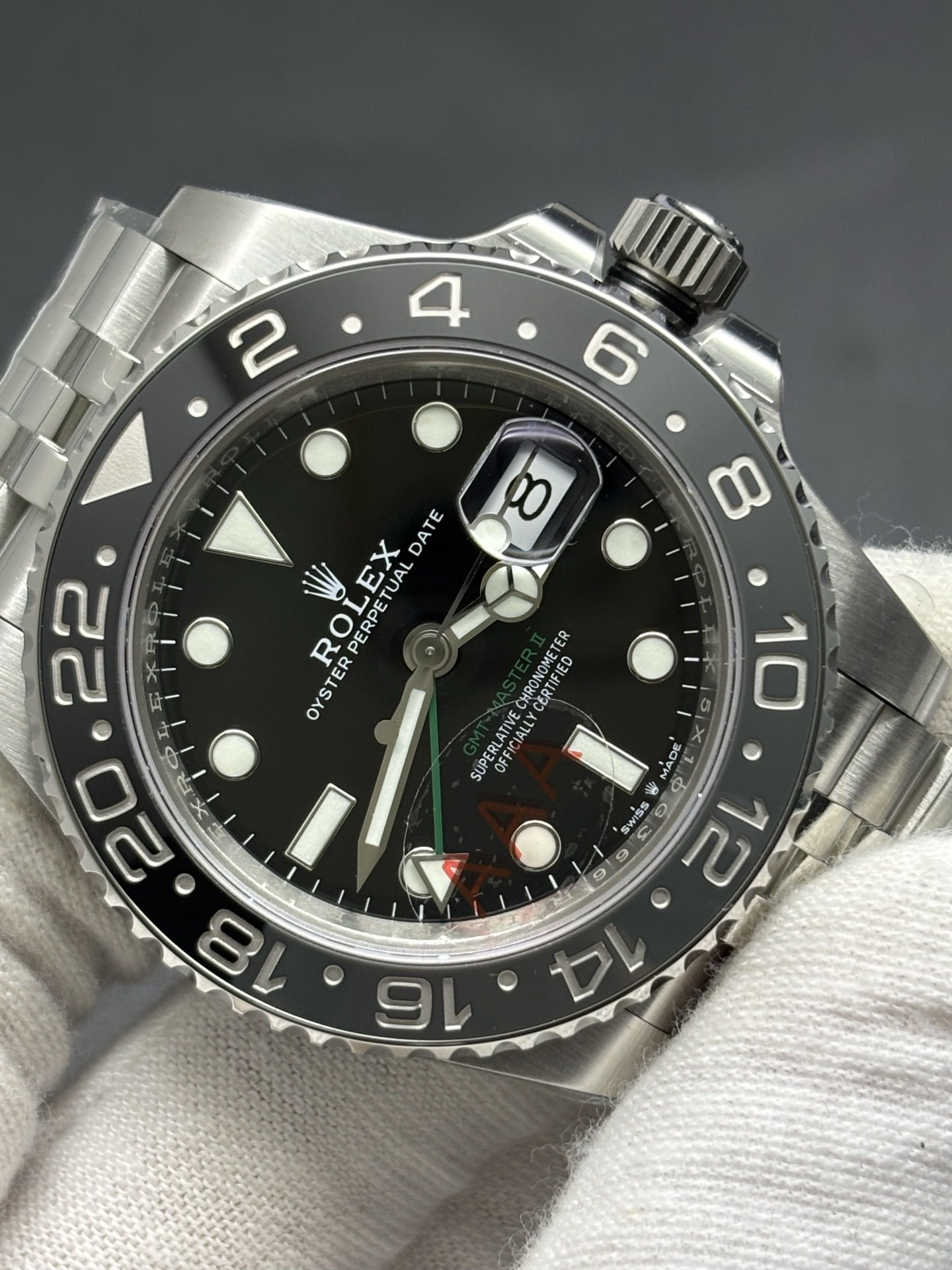 Functional Bruce Wayne GMT-Master II ref 126710GRNR 32