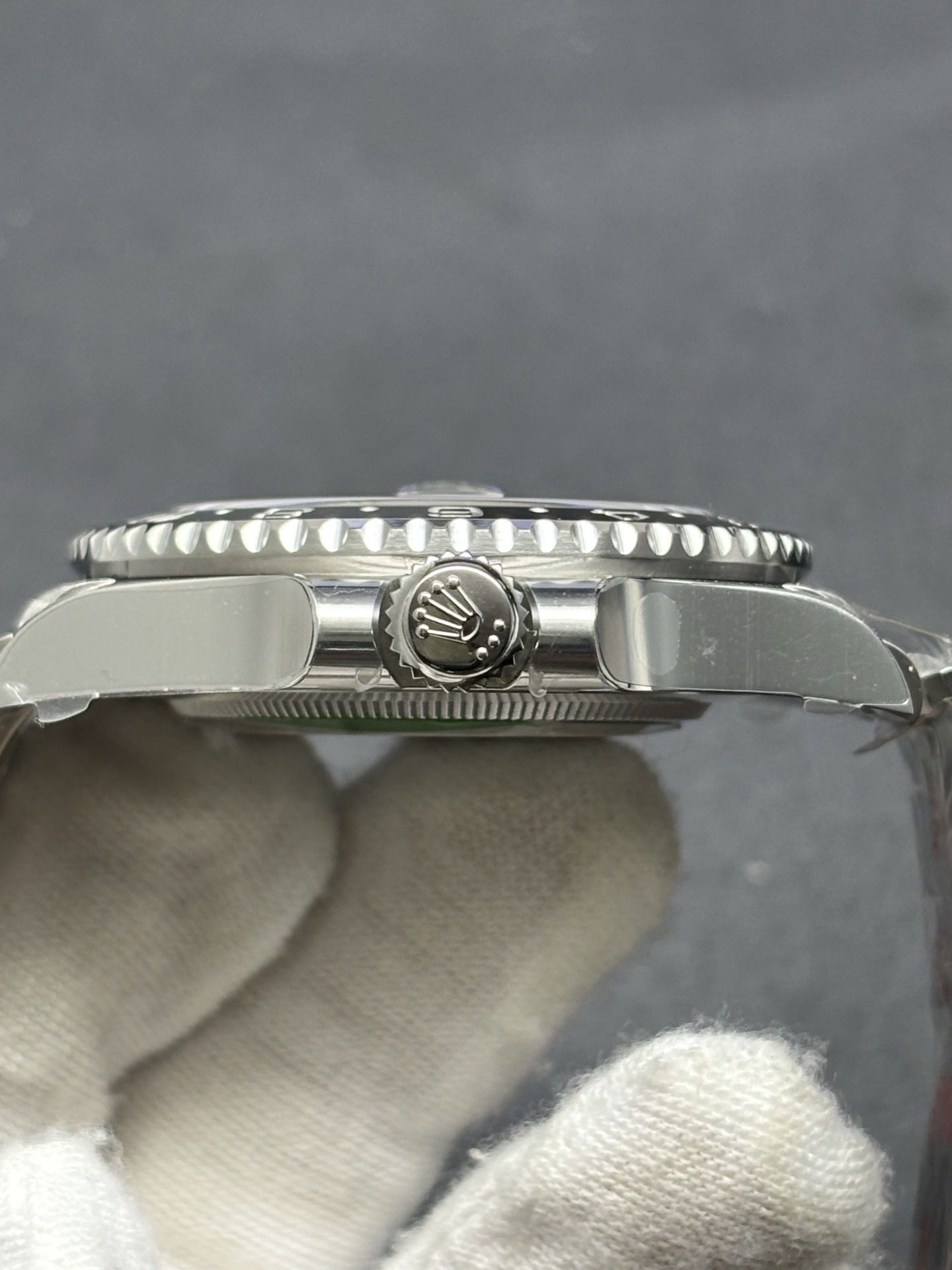 Functional Bruce Wayne GMT-Master II ref 126710GRNR 32