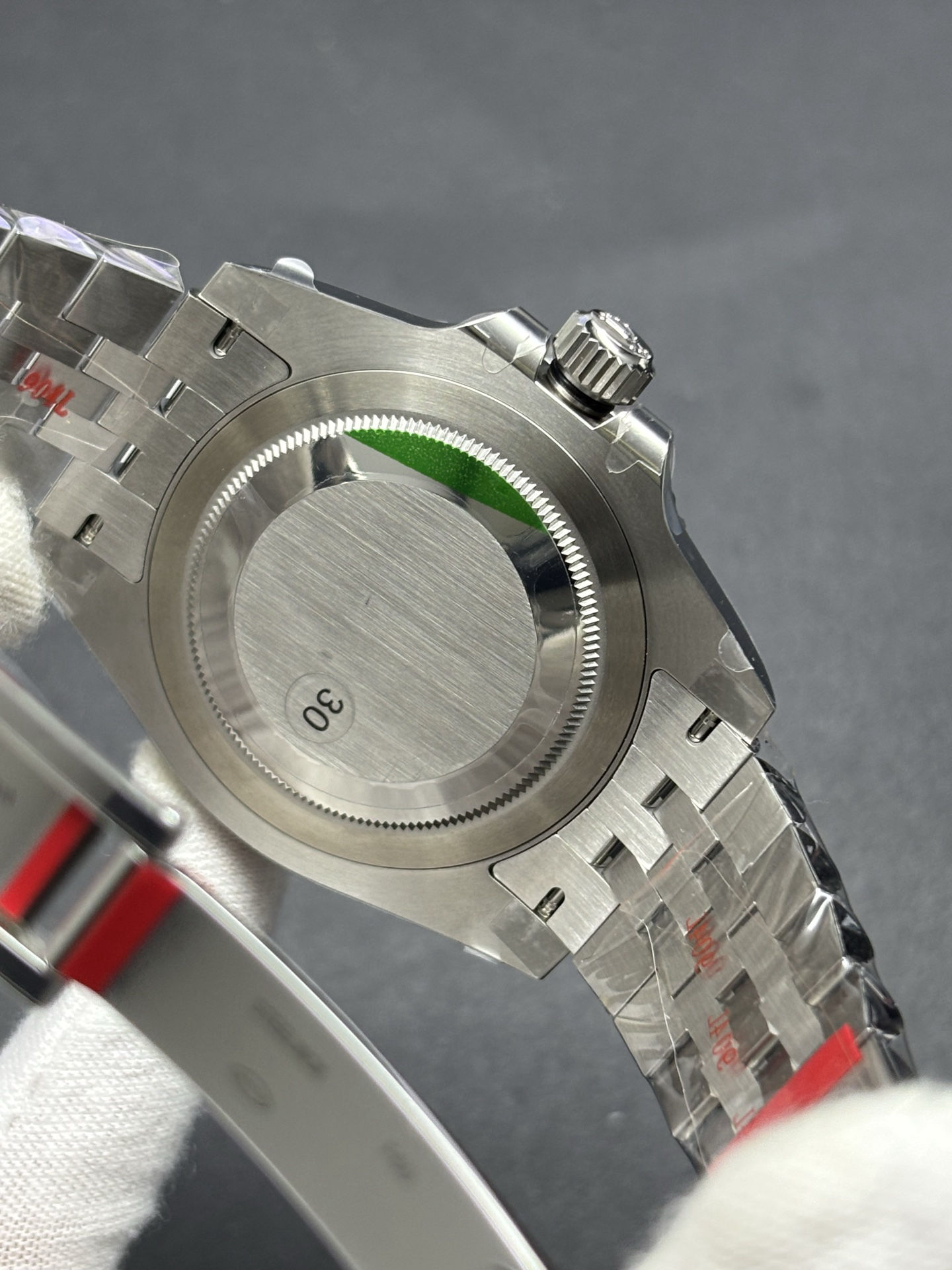 Functional Bruce Wayne GMT-Master II ref 126710GRNR 32