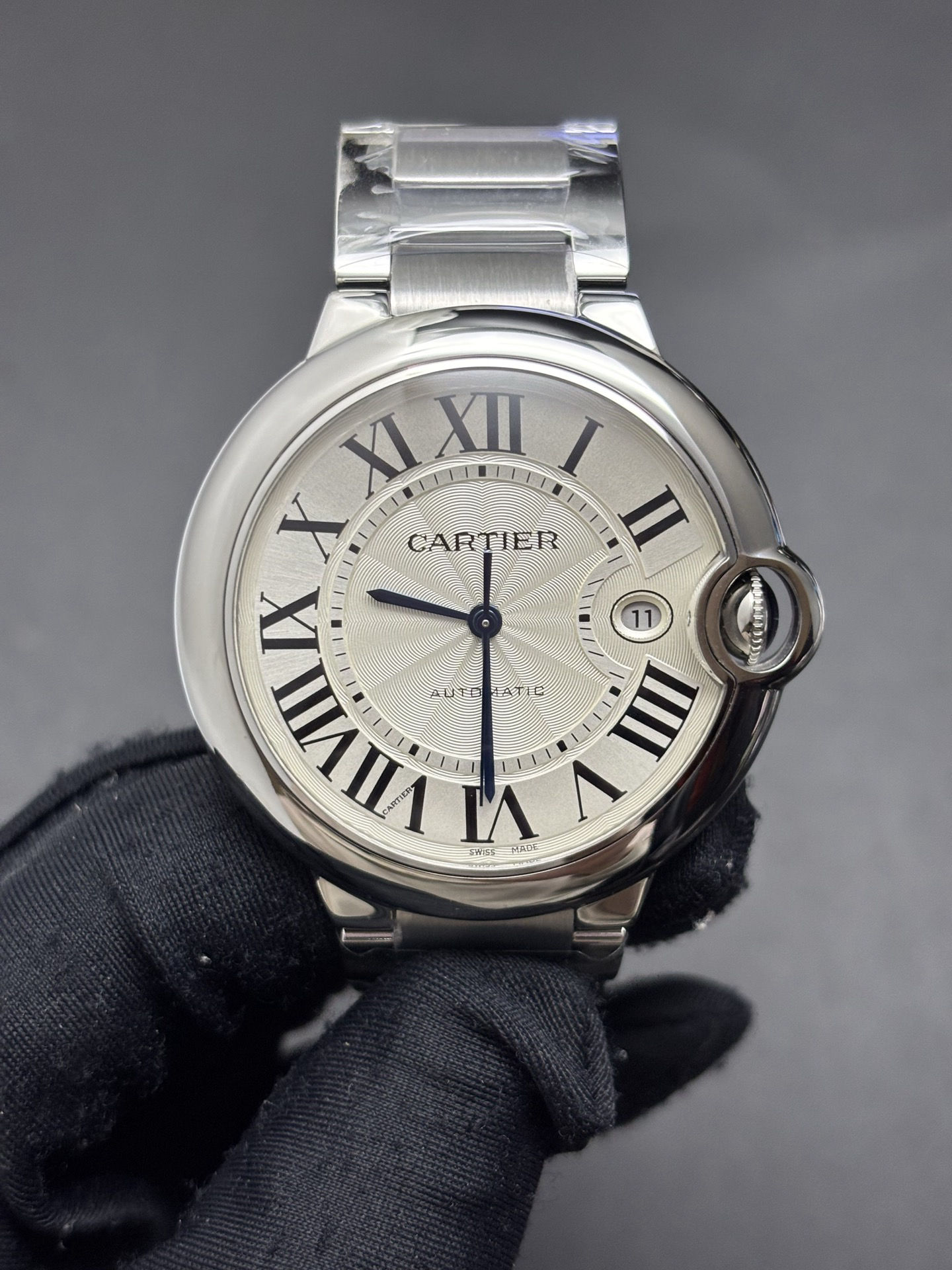 Fashionable Cartier Ballon Bleu 42mm automatic watch in stainless steel with a silver dial 138