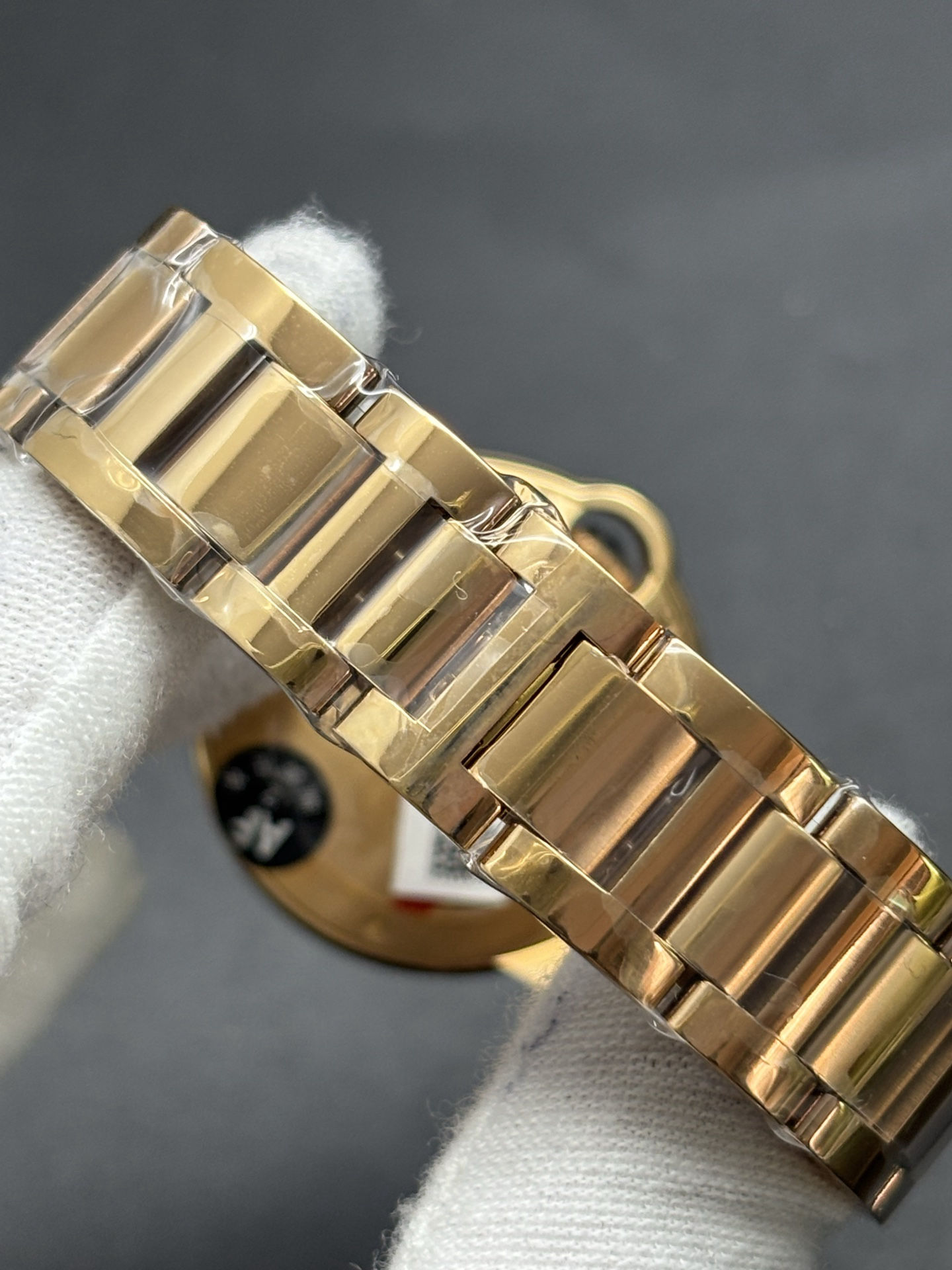 Breathable Cartier Ballon Bleu Women’s Automatic Watch Yellow Gold Case 136