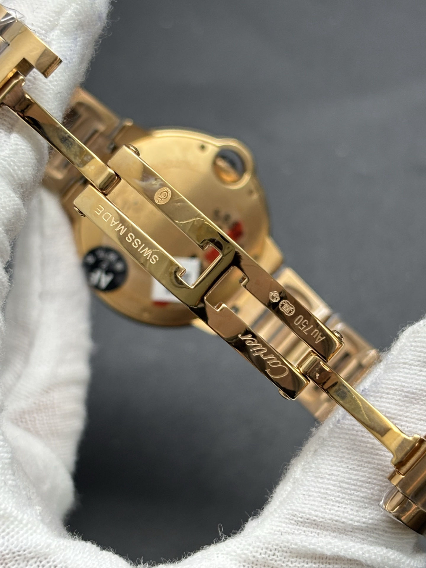 Breathable Cartier Ballon Bleu Women’s Automatic Watch Yellow Gold Case 136